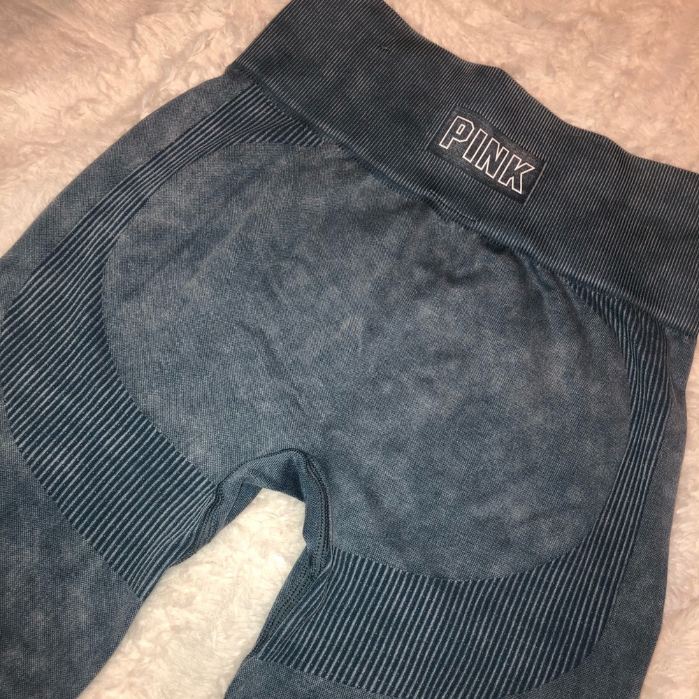 Brand new seamless leggings! Never worn